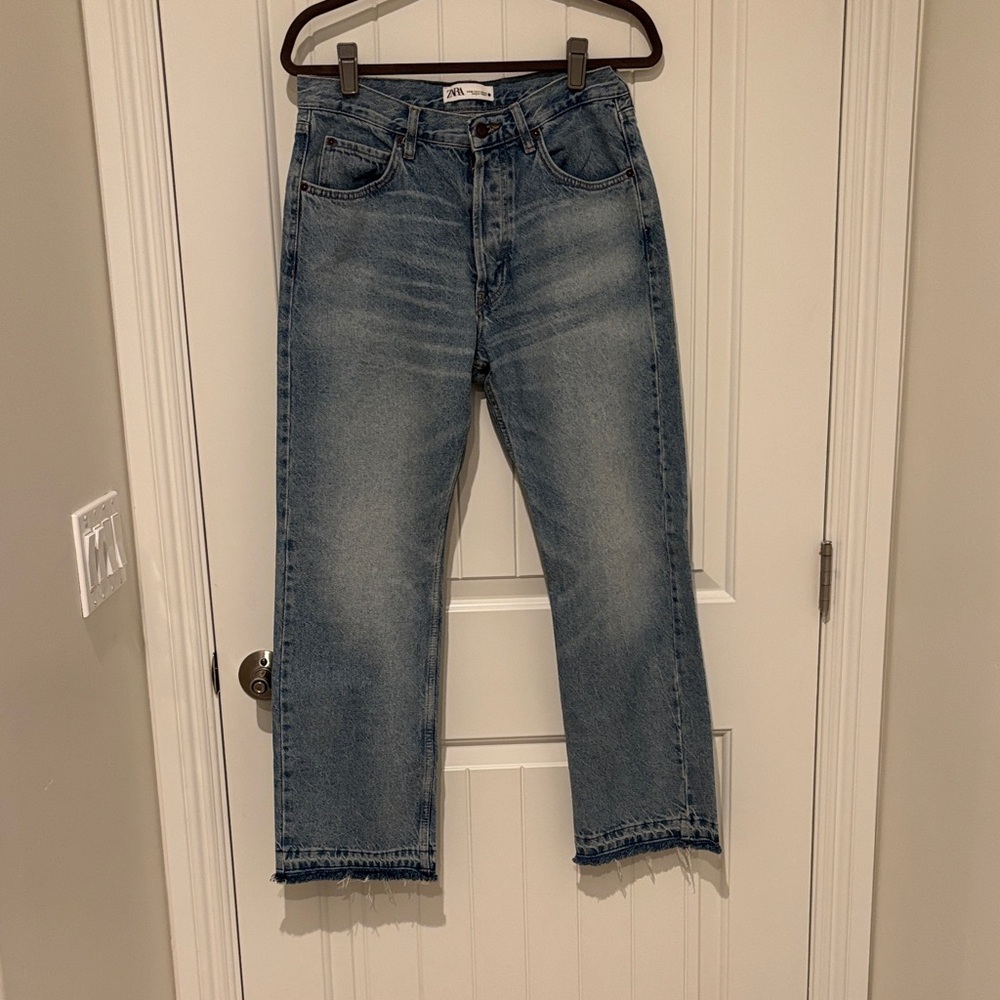 Zara Classic Blue Straight Leg Jeans. Worn once.
